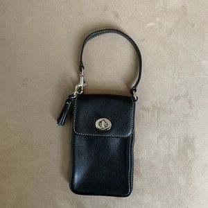 Coach phone case w/ handle